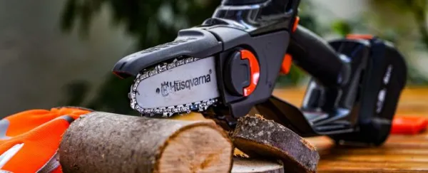 Akumulátorová prerezávacia píla Husqvarna Aspire™ P5-P4A