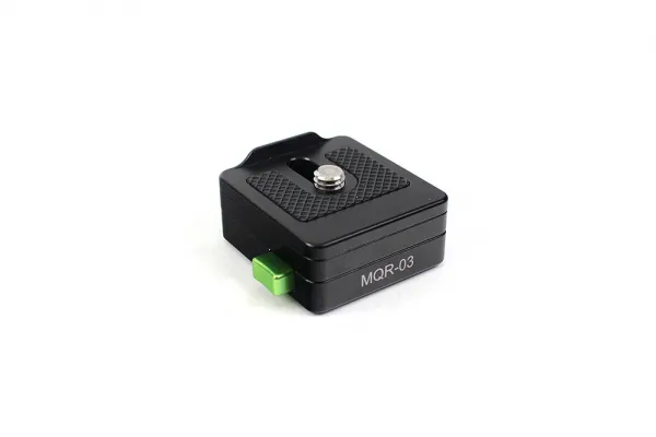 LanParte Rýchloupínací adaptér monitora MQR-03 13785