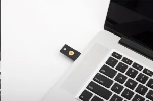 Yubico YubiKey 5 NFC - USB-A, kľúč/token s viacfaktorovou autentifikáciou (NFC), podporou OpenPGP a Smart Card (2FA)
