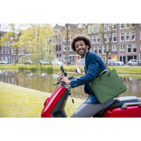 TRUST 16" Bologna Slim Laptop Bag Eco, zelená