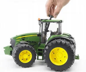 Bruder 03052 Traktor John Deere Twin Wheels