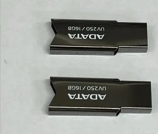 16GB ADATA UV250 USB 2.0 kovová