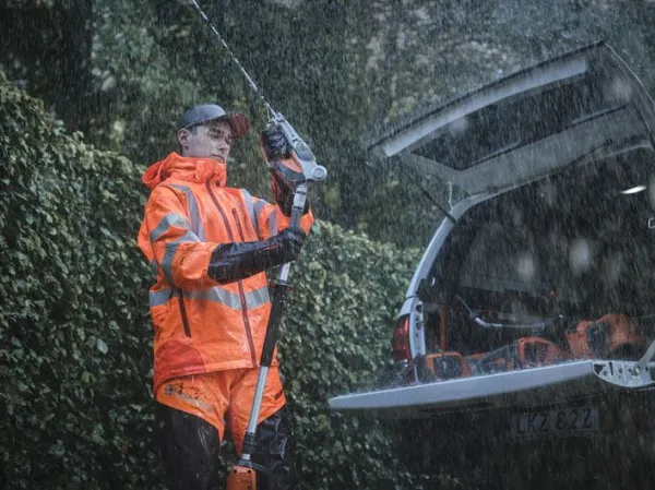 Husqvarna Nohavice do dažďa Technical Vent Veľkosť: 42