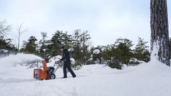 HUSQVARNA ST 124
