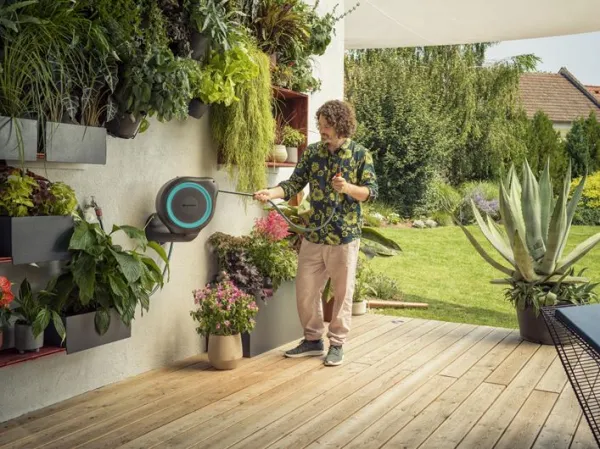 Gardena Nástenný box na hadicu RollUp S