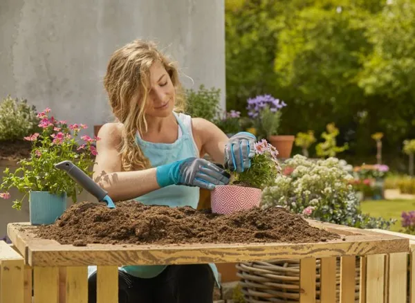 Gardena Rukavice na záhradné práce a údržbu Veľkosť: S