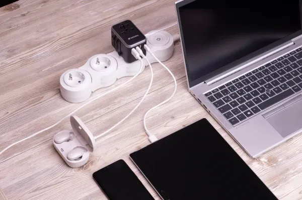 VERBATIM 49143 Adaptér USB-C™ na HDMI 4K HUB