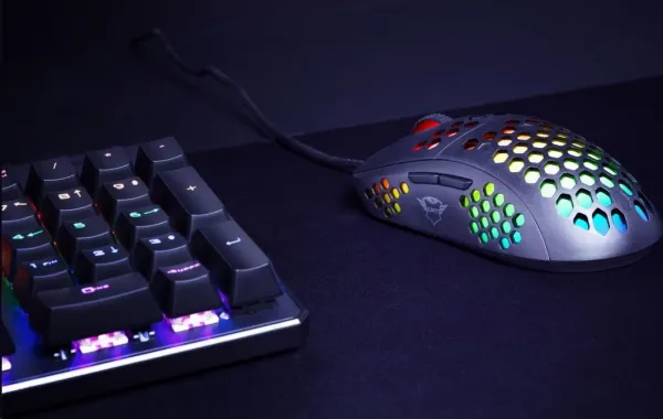 Ultraľahká herná myš TRUST GXT 960 Graphin