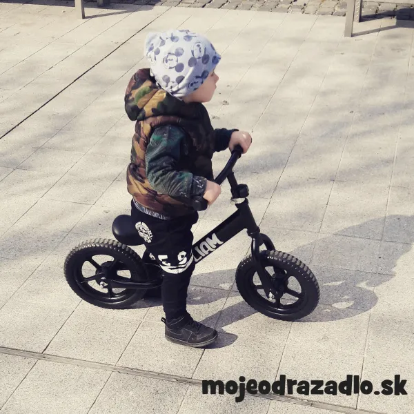 myRunbike Moje odrážadlo s menom - čierne