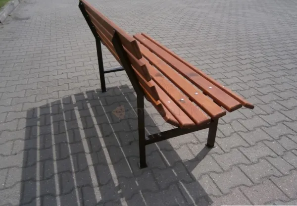 Lavička záhradná