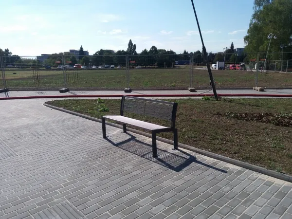 Lavička HRADEC