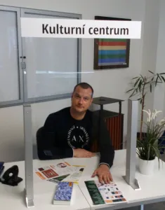 Ochranná prepážka - Model BETA s čelnou zástenou