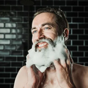 Šampón na bradu a fúzy 150 ml Angry Beards