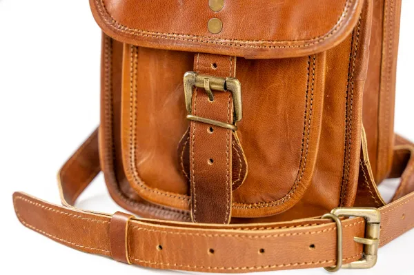 SAJO AJUŠI crossbody taštička