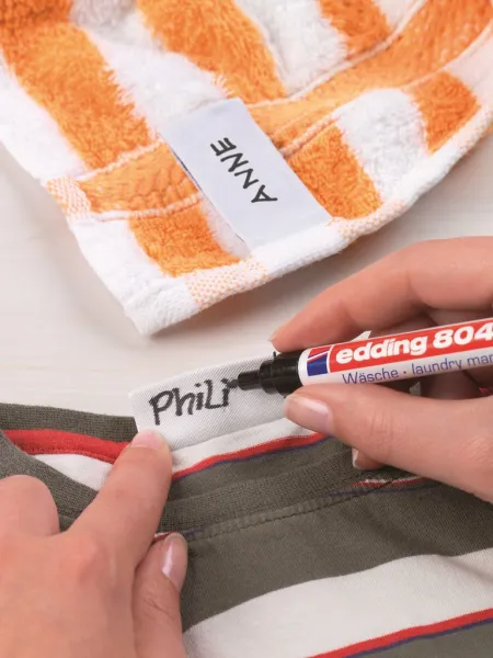 Popisovač na bielizeň edding 8040 čierny
