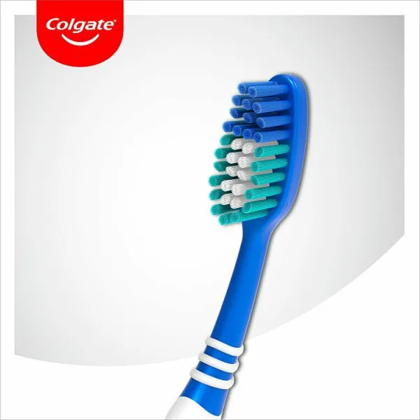 Colgate Extra Clean Medium zubné kefky medium 2 ks