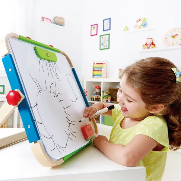 HAPE - Kreatívna tabuľa