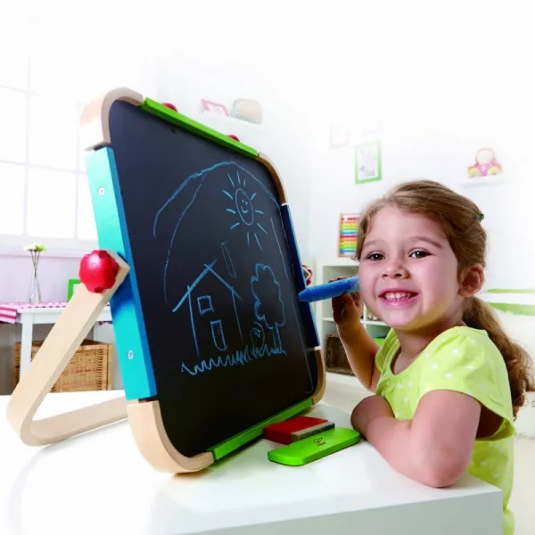 HAPE - Kreatívna tabuľa