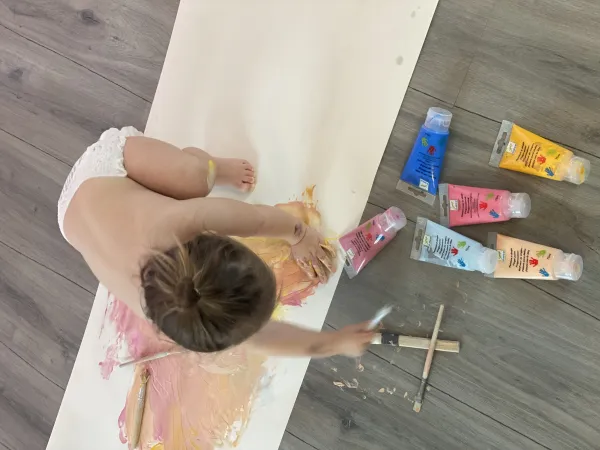 Prstové farby v tube pre dievčatá – 6 ks