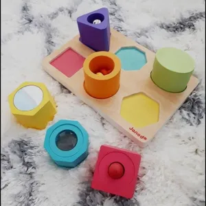 Janod Wood Shapes and Sound aktivity vkladačka 12 m+ 6 ks