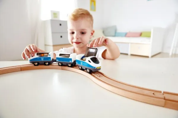 Vláčik Intercity