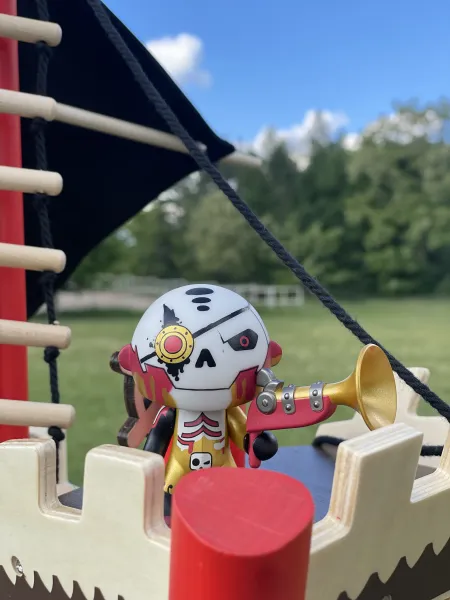 Arty Toys - pirátska loď