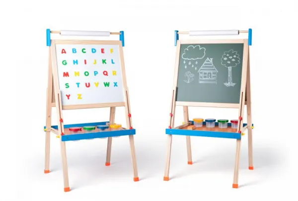 Tabuľa "ABC" s písmenami, s rolkou papiera a téglikmi