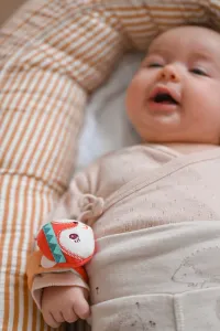 Lilliputiens Hochet Bracelet Alice hrkálka na ruku 1 ks