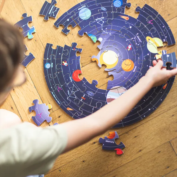 Bigjigs Toys Okrúhle podlahové puzzle Slnečná sústava 50 dielikov