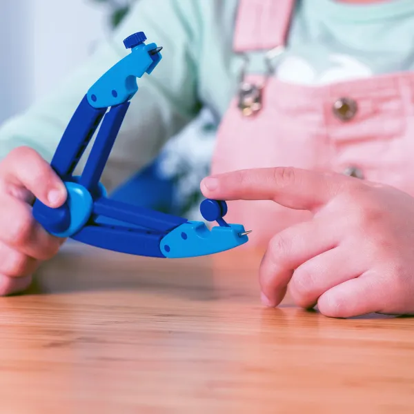 Ergonomické kružidlo Griffix, modré