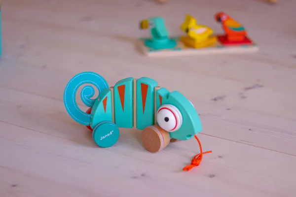 Ťahacia hračka chameleón - Tropik
