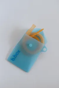 Cestovná silikónová slamka