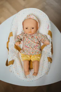 Pomea - hojdacie ležadlo pre bábiku