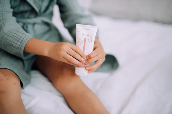 NAÏF Ošetrujúci krém pre deti a bábätká prírodný 75 ml