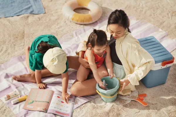 NAÏF Ochranný krém na opaľovanie SPF 50 pre deti a bábätká 100 ml