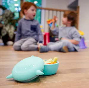 Silikónová škatuľka na desiatu s viečkom Žralok - 350 ml