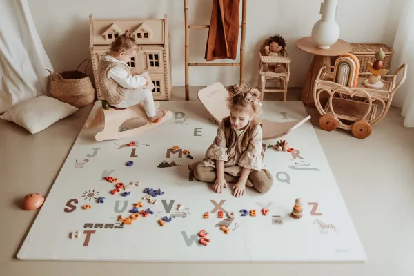 Play&Go EEVAA podložka na hranie Alphabet