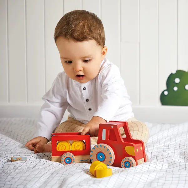 Ťahací drevený traktor s doplnkami