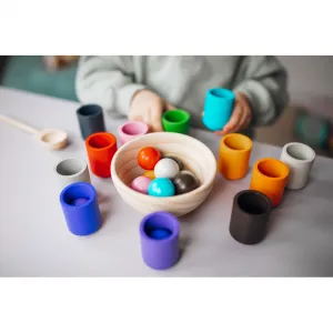 Montessori guľôčky a poháriky