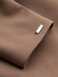 Elegantný kabát pre pánov kávový