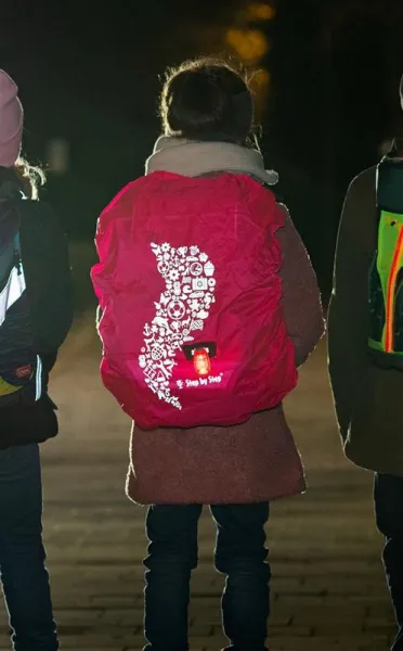Pršiplášť pre školskú aktovku alebo ruksak, ružová