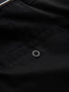 Trendy pánske chinos nohavice čierne