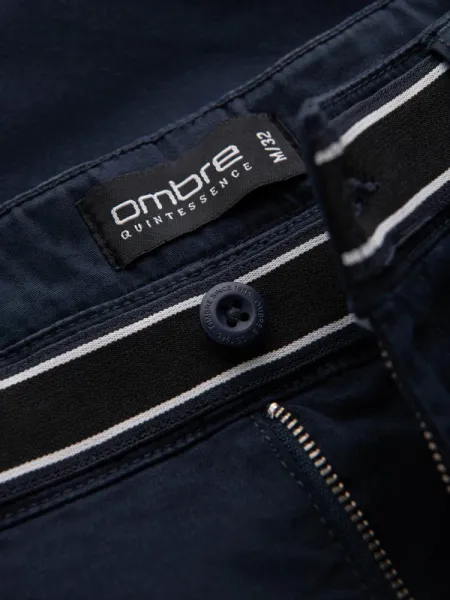 Trendy pánske chinos nohavice tmavo modré