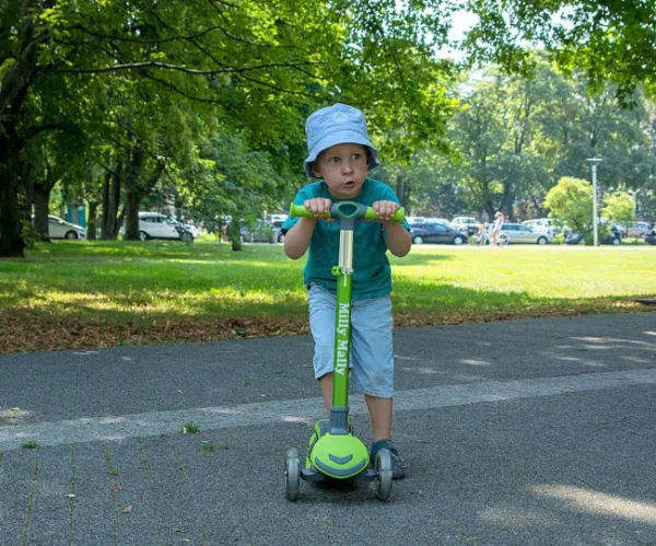 Detská kolobežka Milly Mally Scooter Boogie zelená