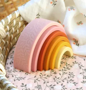 A Little Lovely Company - montessori stohovacia dúha - západ slnka