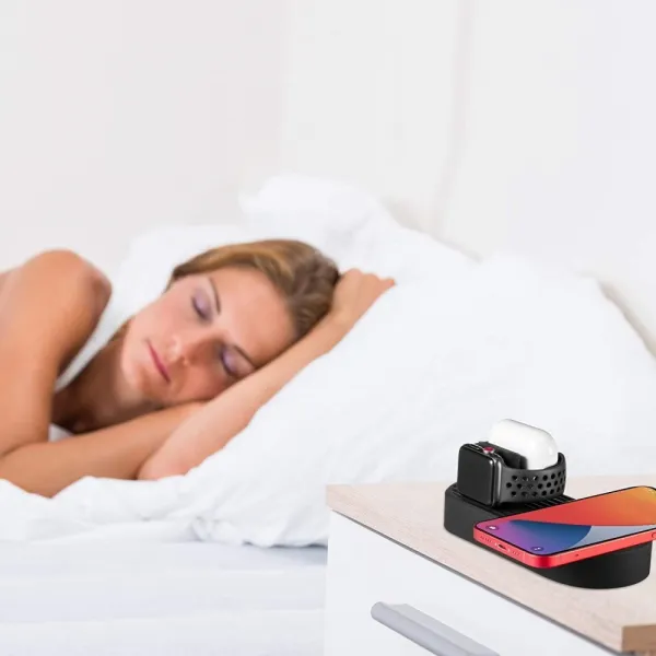 Innocent MagSafe PowerHub iPhone & Apple Watch & AirPods Charging Dock