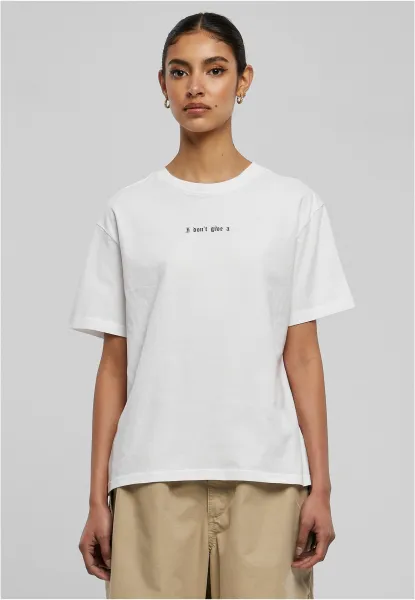 I don't put a white T-shirt