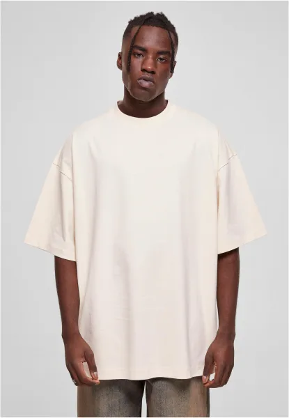 Huge T-shirt with white sand