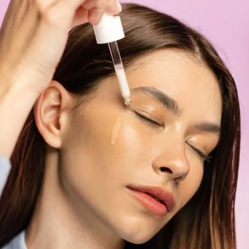 Širokospektrálne rozjasňujúce sérum Luminous Rose Alteya Organics 30ml