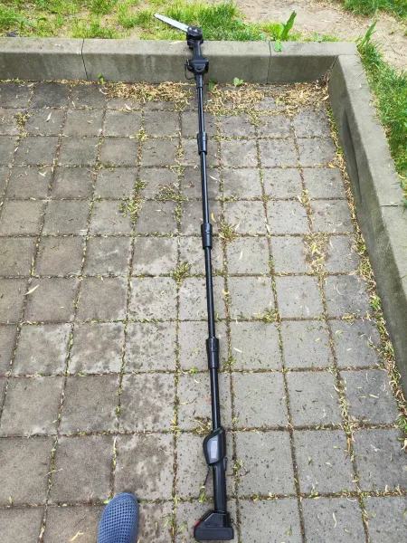 OneVan Teleskopická elektrická píla na drevo 6 palcov nastaviteľná s predĺžením dosahom do 4,20 metra Batéria: 2ks batéria